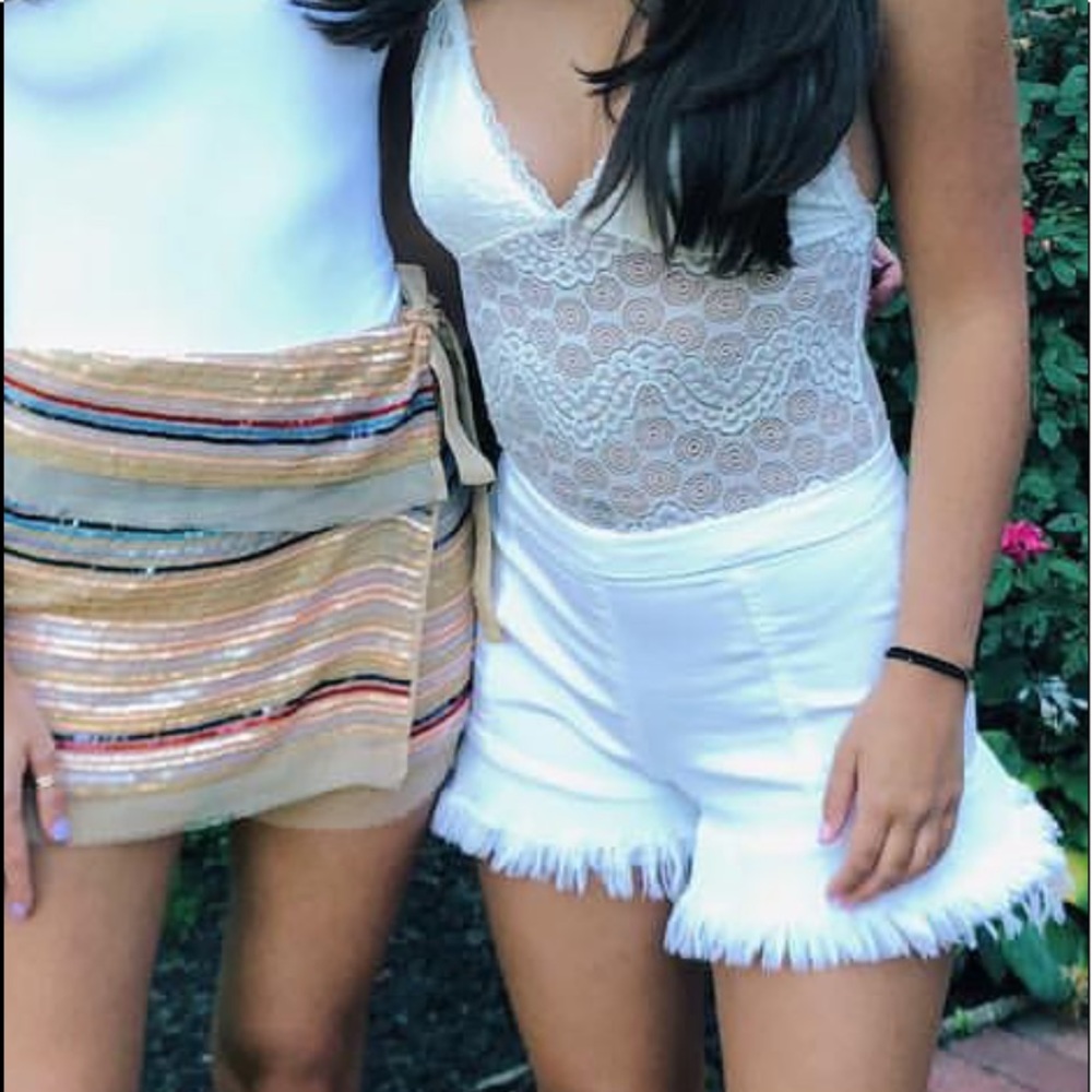 Blank NYC Ruffle-Hem Denim Shorts in Great White